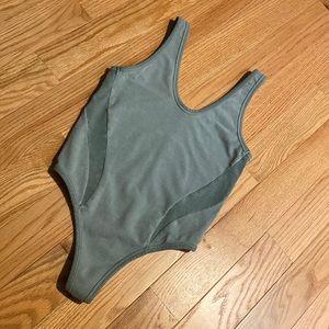 SKIMS OUTDOOR BASICS TANK BODYSUIT | BLUE CHALK 
BLUE CHALK / M